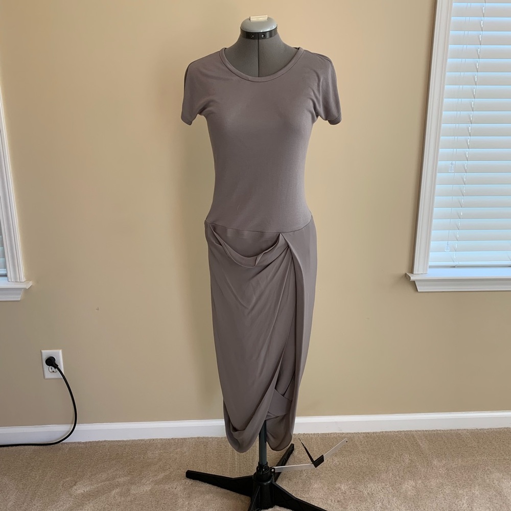 Max Azria Warm Grey Casual Dress - Size Small